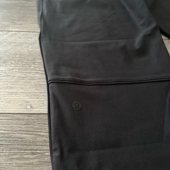 nwt lululemon essential HR trouser black - Picture 8 of 14